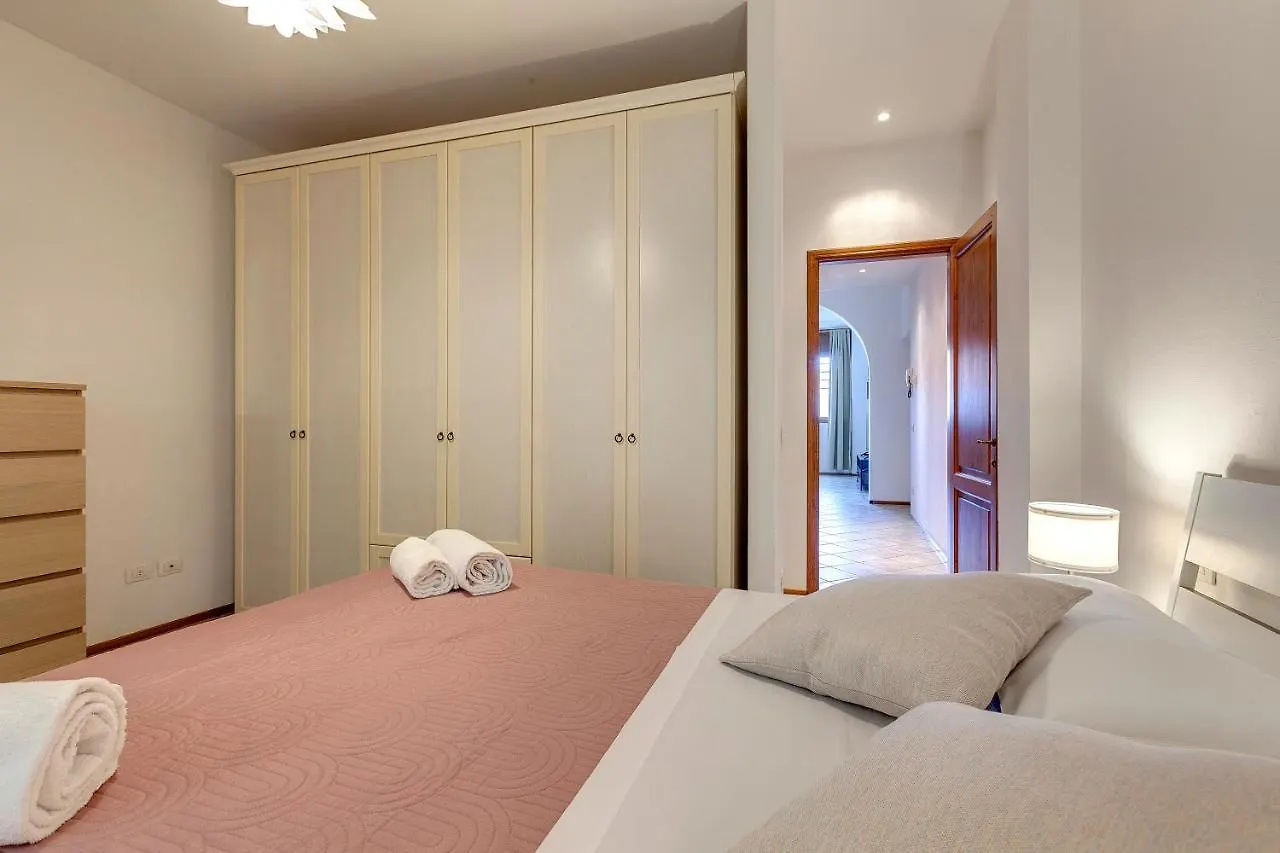 شقة Suite Liberta Charming Flat At The Center Gates فلورنس إيطاليا